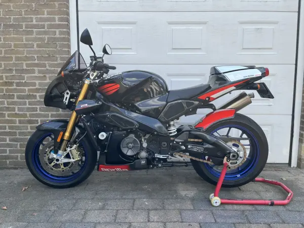 2005 Aprilia Tuono - € 8.750 (1/1)