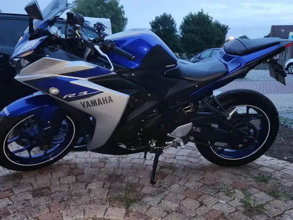 2015 Yamaha YZF-R3 - € 5.000 (1/1)