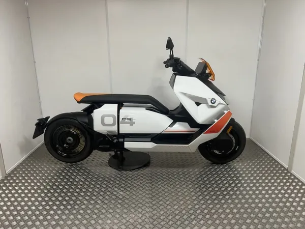 2023 BMW CE 04 - € 9.950 (1/1)