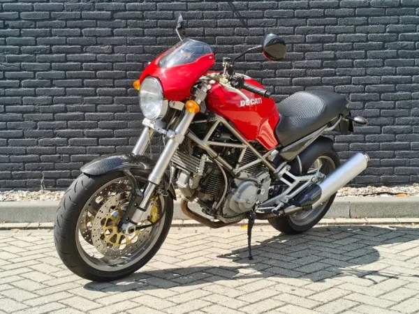 2001 Ducati Monster 900 - €3,695 · Bidding (1/1)