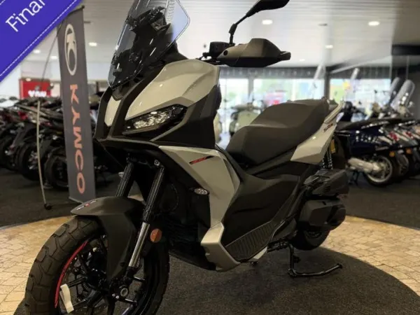 2026 Aprilia SR GT 400 - € 7.950 (1/1)