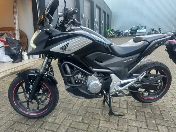 2013 Honda NC700X - €3,175 · Bidding (1/1)