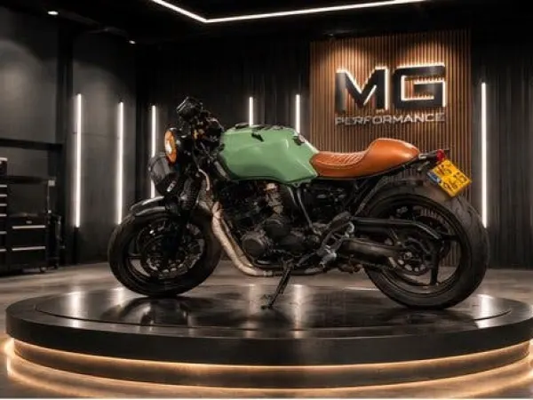 Bouwjaar onbekend Yamaha XJ 600 - € 3.109 · Bieden (1/1)