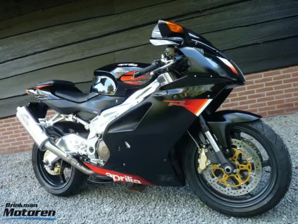 2004 Aprilia RSV 1000 R - €3,950 (1/1)