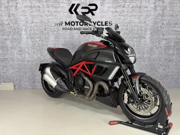 2012 Ducati Diavel - € 11.450 · Bieden (1/1)