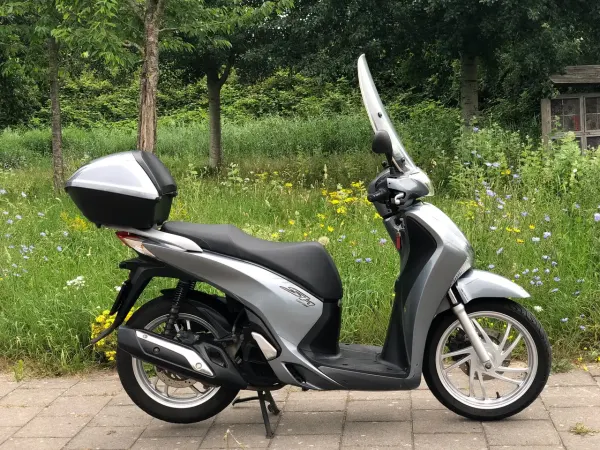 2015 Honda SH 125i - € 1.750 (1/1)