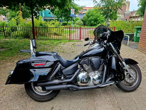 2004 Honda VTX 1300 - € 5.000 (1/1)