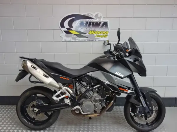 2010 KTM 990 Supermoto T - €6,250 (1/1)