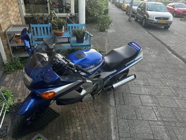Year unknown Kawasaki ZZR 600 - Bidding (1/1)