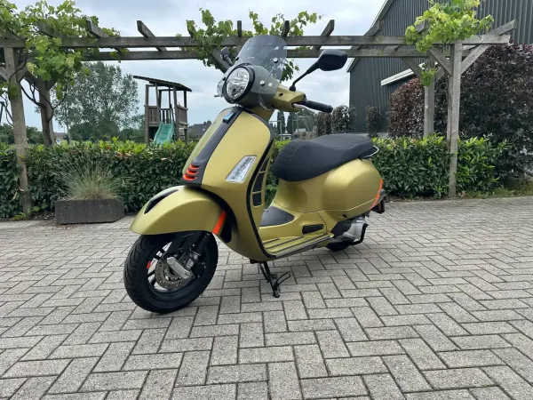 2024 Piaggio GTS 300 - € 6.200 (1/1)