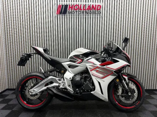 Year unknown Zontes 703 RR - €9,599 (1/1)