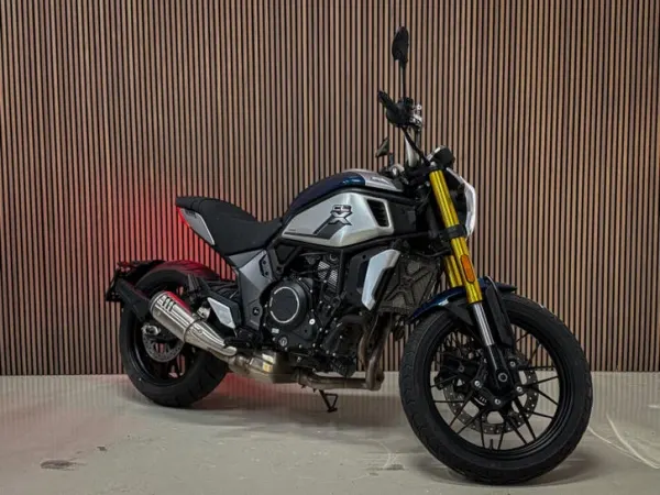2024 Cfmoto 700 CL-X - € 4.895 (1/1)