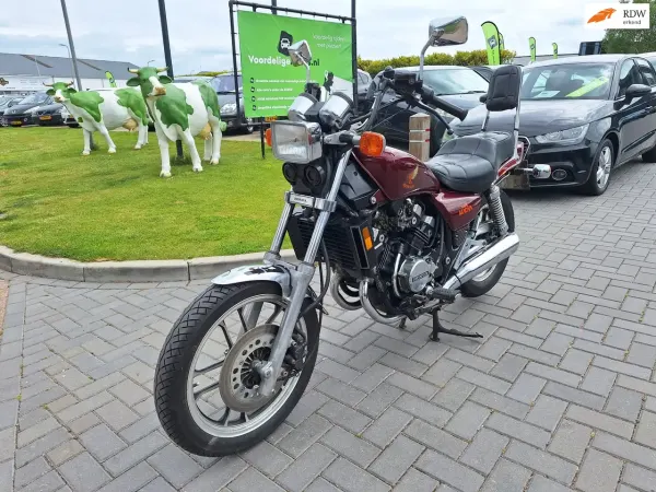 1988 Honda VF 500 - € 999 (1/1)