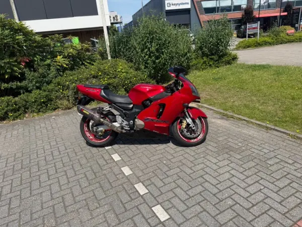 Bouwjaar onbekend Kawasaki Ninja ZX-12R - € 4.000 · Bieden (1/1)