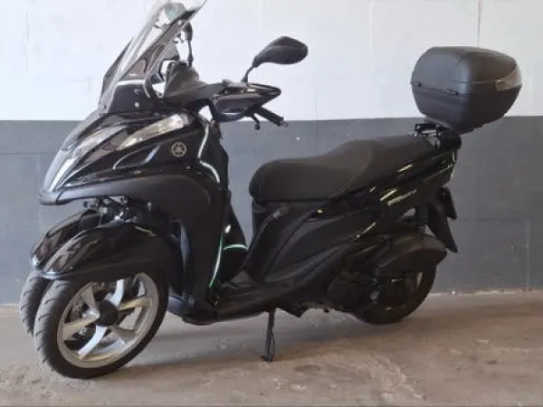 Year unknown Yamaha TriCity - €1,850 · Bidding (1/1)
