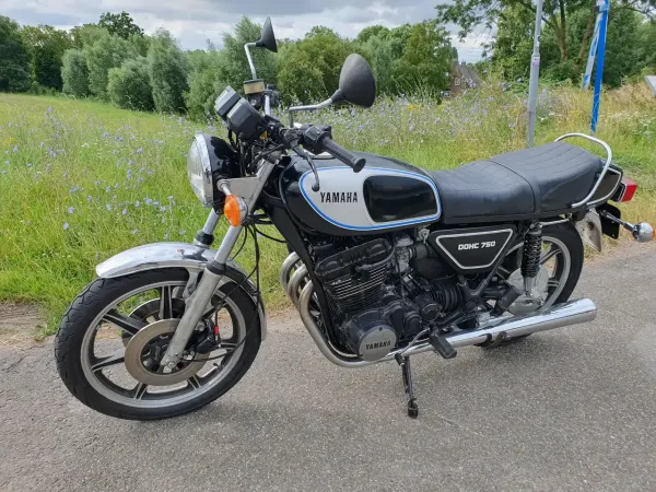 1977 Yamaha XS 750 - €3,490 (1/1)