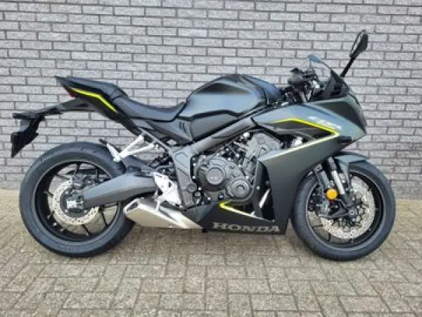 2026 Honda CBR 650 R - € 12.299 (1/1)