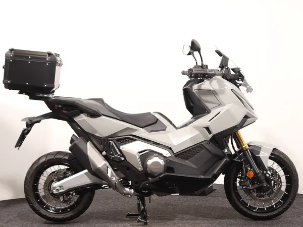 2025 Honda X-ADV - € 14.490 (1/1)