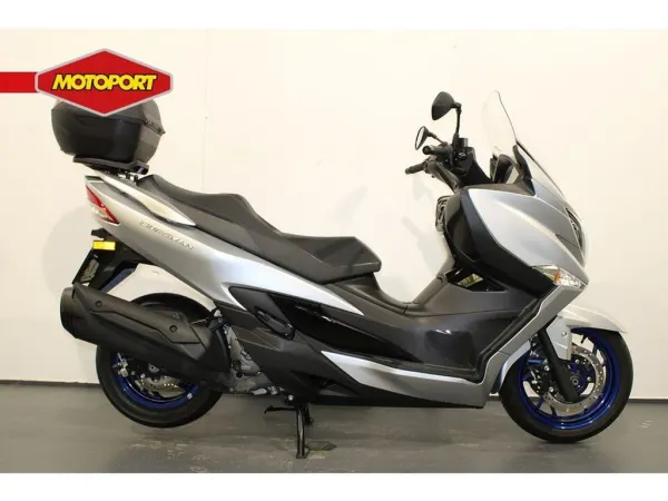 2022 Suzuki AN 400 Burgman - €7,350 (1/1)