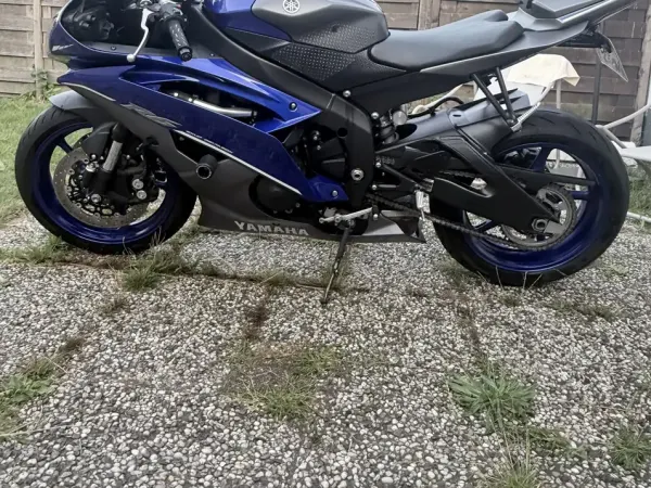 2015 Yamaha YZF-R6 - €8,000 (1/1)