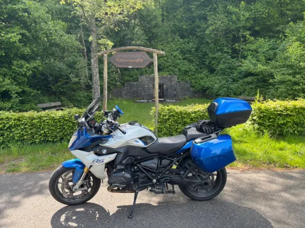 2015 BMW R1200RS Full Option incl. 3 Delige Blauwe BMW Kofferset - € 7.800 · Bieden (1/1)