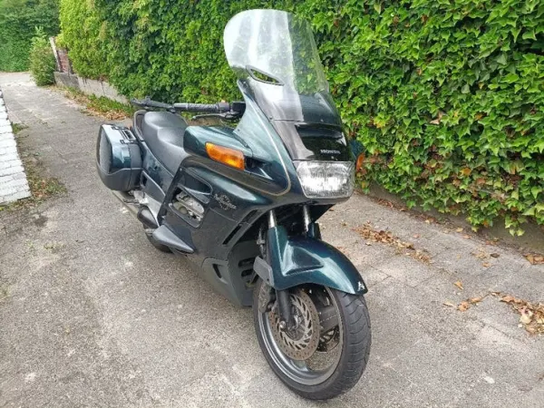 1998 Honda Pan European st1100 1998 140k km - € 1.000 · Bieden (1/1)