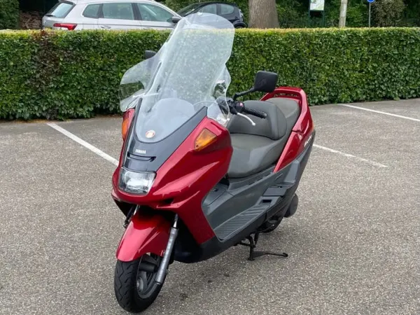 1996 Yamaha Motoren - €1,600 (1/1)