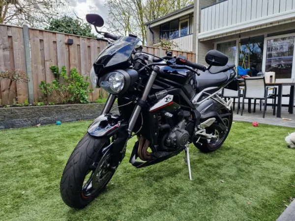2018 Triumph Street Triple 765 RS (2018) – 19.400 km – SC Project - € 8.150 (1/1)
