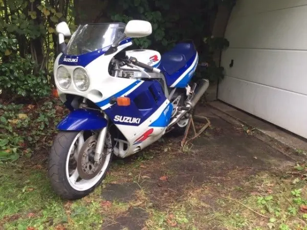 1989 Suzuki GSX-R 1100 - € 6.500 · Bieden (1/1)