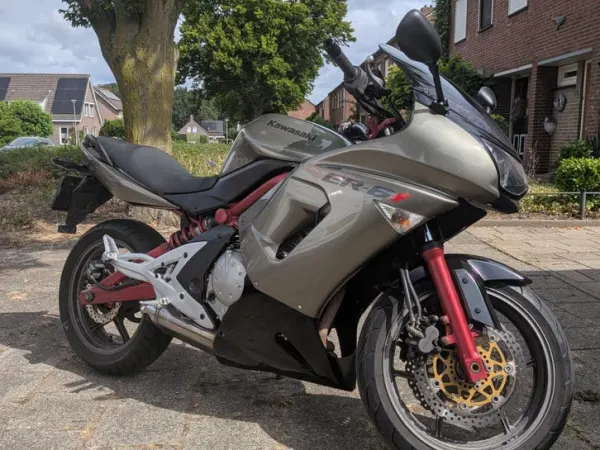 Year unknown Kawasaki ER-6F-Sportieve Toermotor - €2,195 · Bidding (1/1)