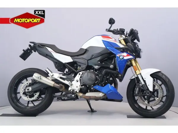 2024 BMW F 900 R - € 10.990 (1/1)