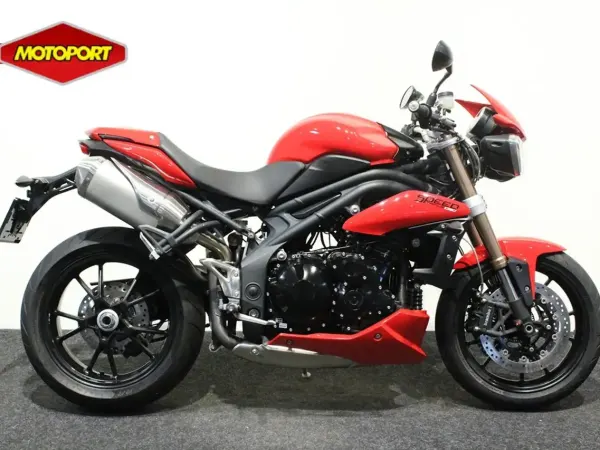 2011 Triumph Speed Triple 1050 - € 6.745 (1/1)