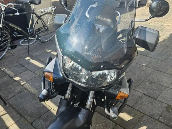 Bouwjaar onbekend Honda xl 1000 v Varadero - € 2.450 (1/1)