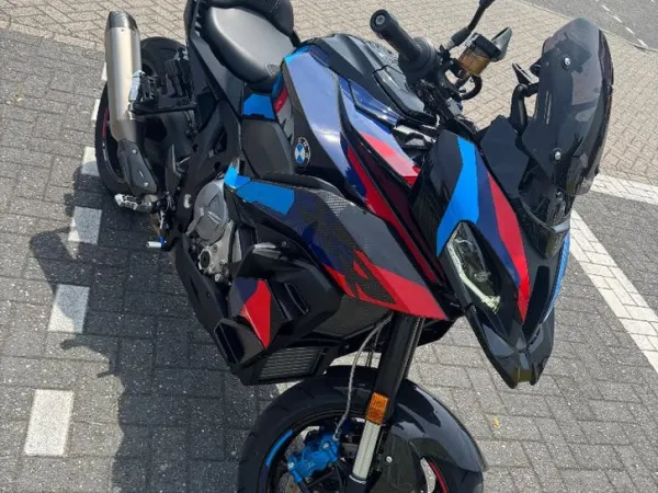 2025 BMW M 1000 XR - € 29.000 · Bieden (1/1)