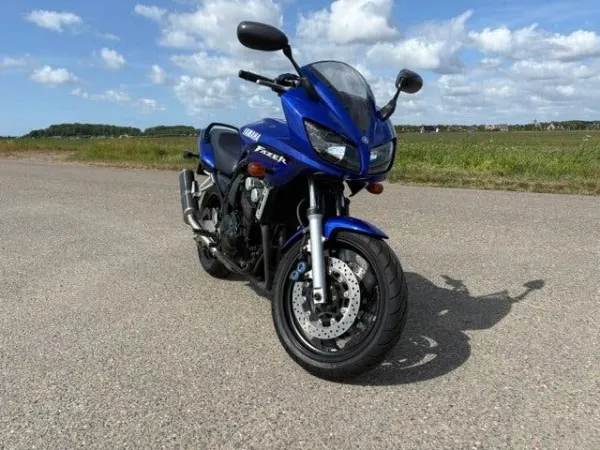2002 Yamaha FZS 600 Fazer, in Zéér Goede Staat van onderhoud! - €1,750 (1/1)