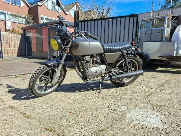 1978 Yamaha XS 400 - € 750 (1/1)