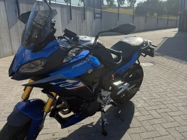 Year unknown BMW F 900 XR - €12,500 · Bidding (1/1)