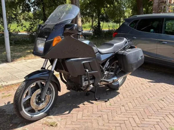 1991 BMW K75RT uit 1991 - €1,250 · Bidding (1/1)