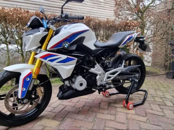 2019 BMW G310R, 750 km (!)-A2 Rijbewijs - €3,600 · Bidding (1/1)