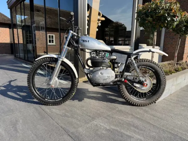 Year unknown BSA B 40 - €8,500 (1/1)