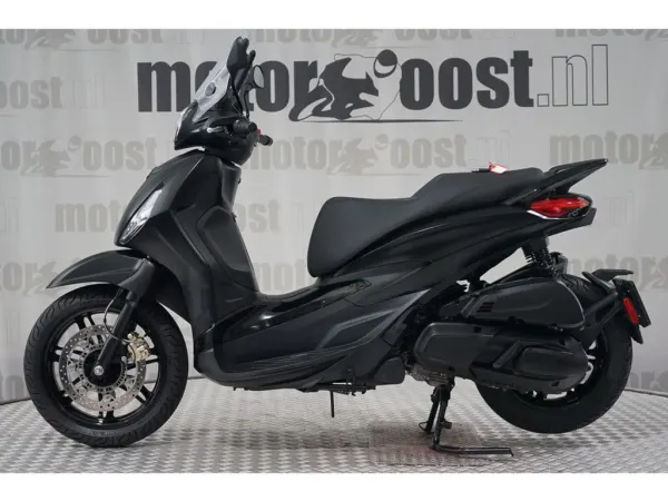 2023 Piaggio Beverly 400 - € 5.290 (1/1)