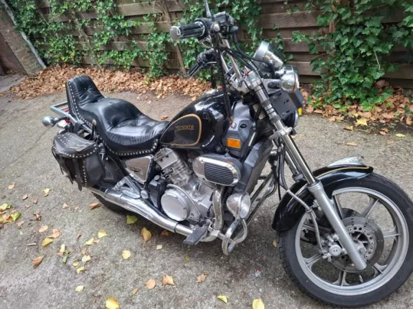 1987 Kawasaki VN 750 - €749 · Bidding (1/1)