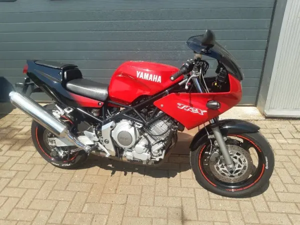 1999 Yamaha TRX 850 - € 1.950 · Bieden (1/1)
