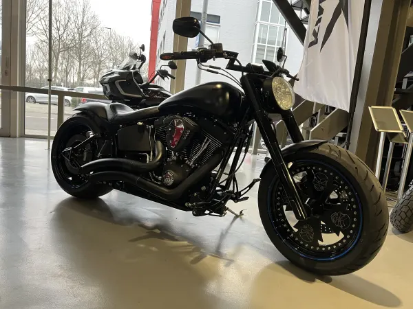 2006 Harley-Davidson 88 Fxstb Night Train Special - € 16.990 (1/1)