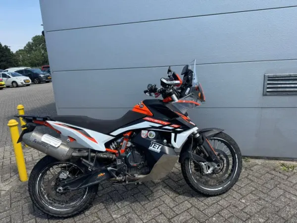 2021 KTM 890 Adventure R - €10,999 · Bidding (1/1)