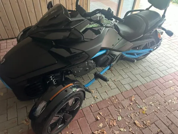 2022 Can-Am Spyder F3-S-Krachtige en Stijlvolle Trike - € 22.500 · Bieden (1/1)