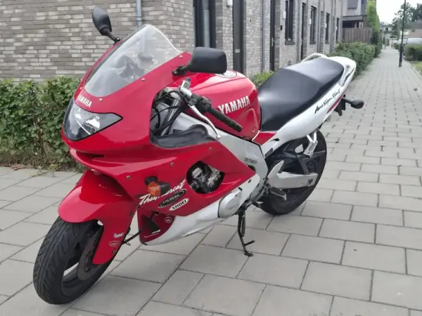 1996 Yamaha YZF 600 - €1,450 (1/1)