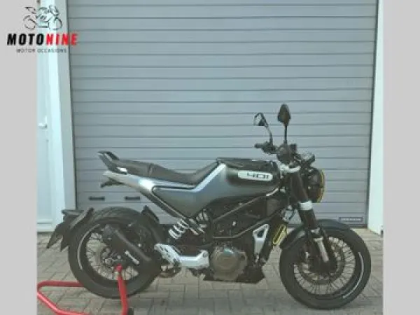 2020 Husqvarna Svartpilen 401 - € 3.750 (1/1)