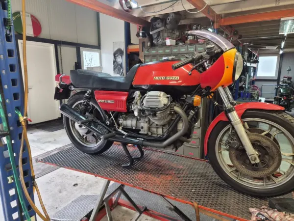 1976 Moto Guzzi 850 Le Mans I - €12,500 (1/1)