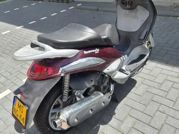 2003 Piaggio Beverly 500 - € 1.200 (1/1)